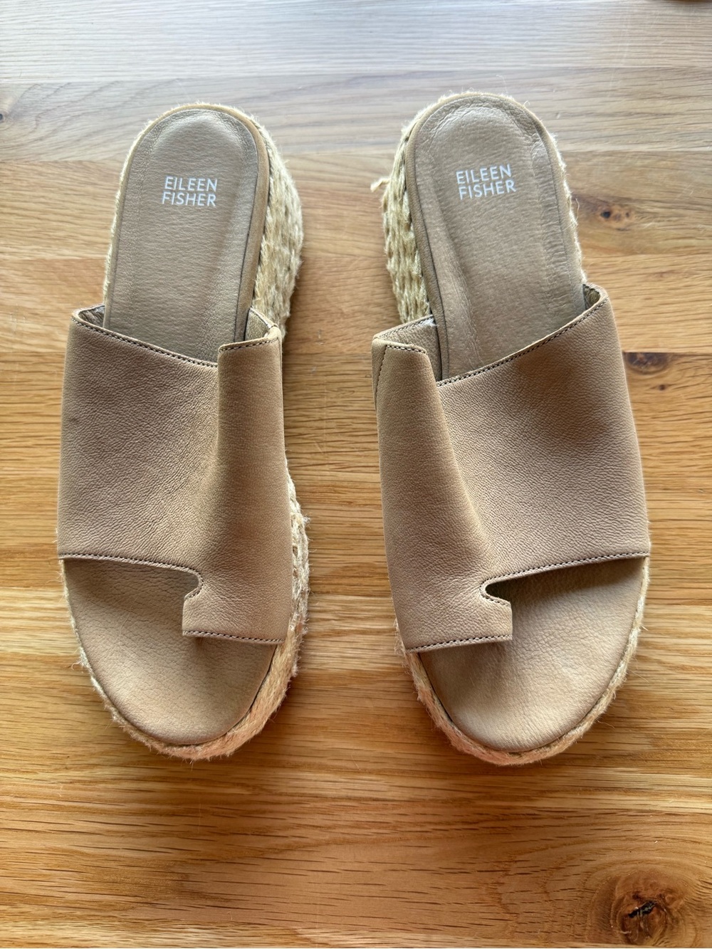 Eileen Fisher Beige/Tan Leather Espadrille Slide Sandals